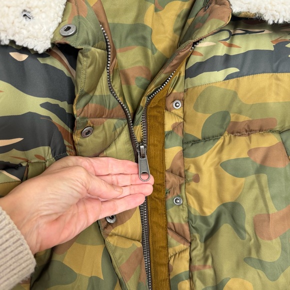Free People West Coast Puffer Jacket Size Large camo boho oversized Sherpa - Picture 6 of 16
